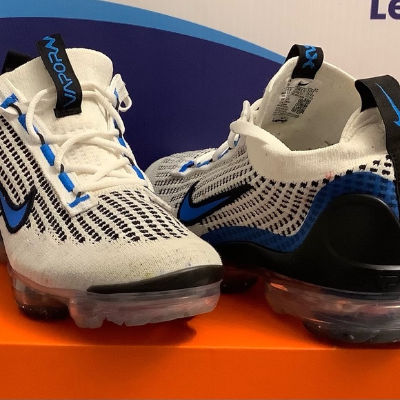 Nike Vapormax 2021 Flyknit White Photo Blue Kids 5y - Picture 2 of 11